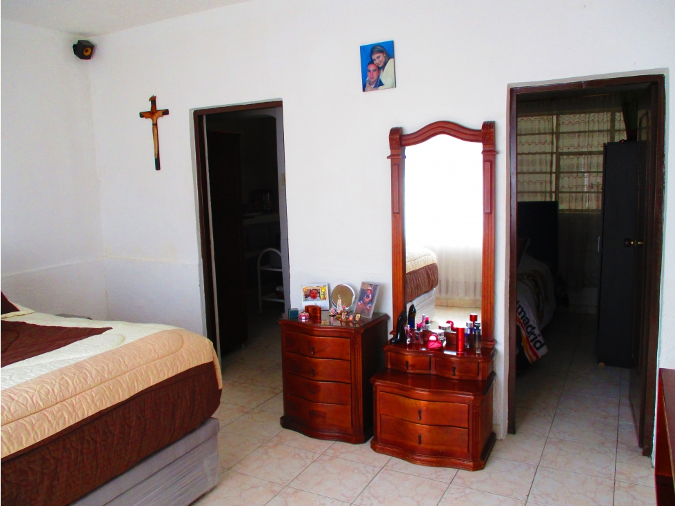 Casa en venta en Versalles, Bogotá · foto 7 de 24
