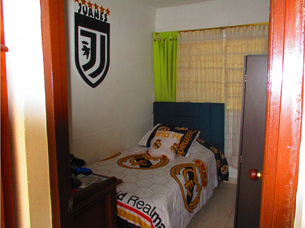 Casa en venta en Versalles, Bogotá · foto 10 de 24