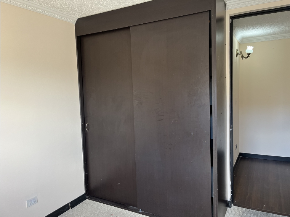 Apartamento en venta en Castilla, Bogotá · foto 7 de 10