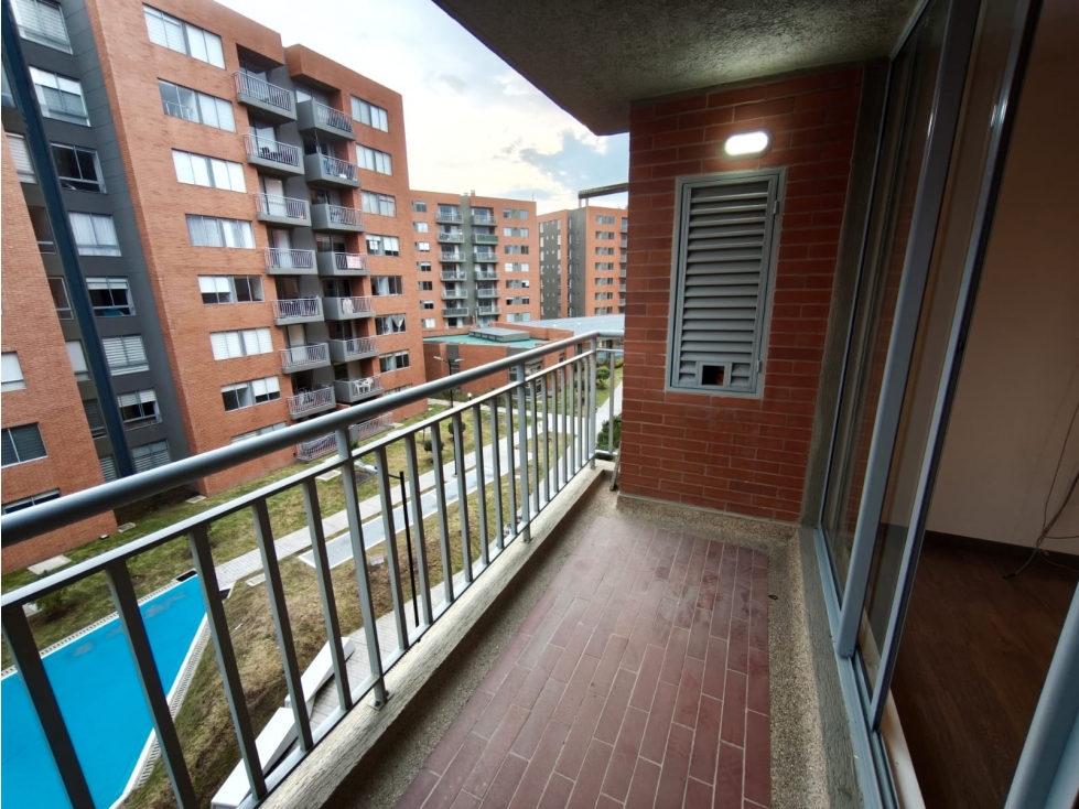 Apartamento en venta en Pinos Polo Club, Mosquera · foto 11 de 24