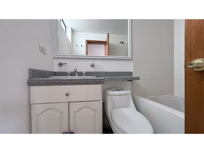 Apartamento en venta en Chico, Bogotá · foto 14 de 24