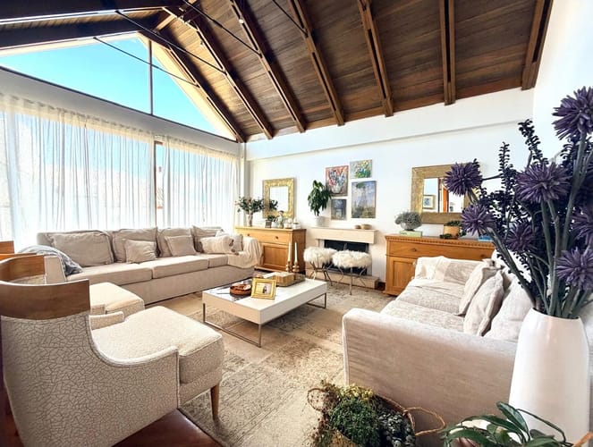 Casa de 4 alcobas en venta en Lindaraja, Bogotá, 251 m² · foto 5 de 24