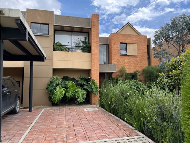 Casa de 3 alcobas en venta en Hacienda Fontanar, Chía, 220 m² · foto 2 de 24