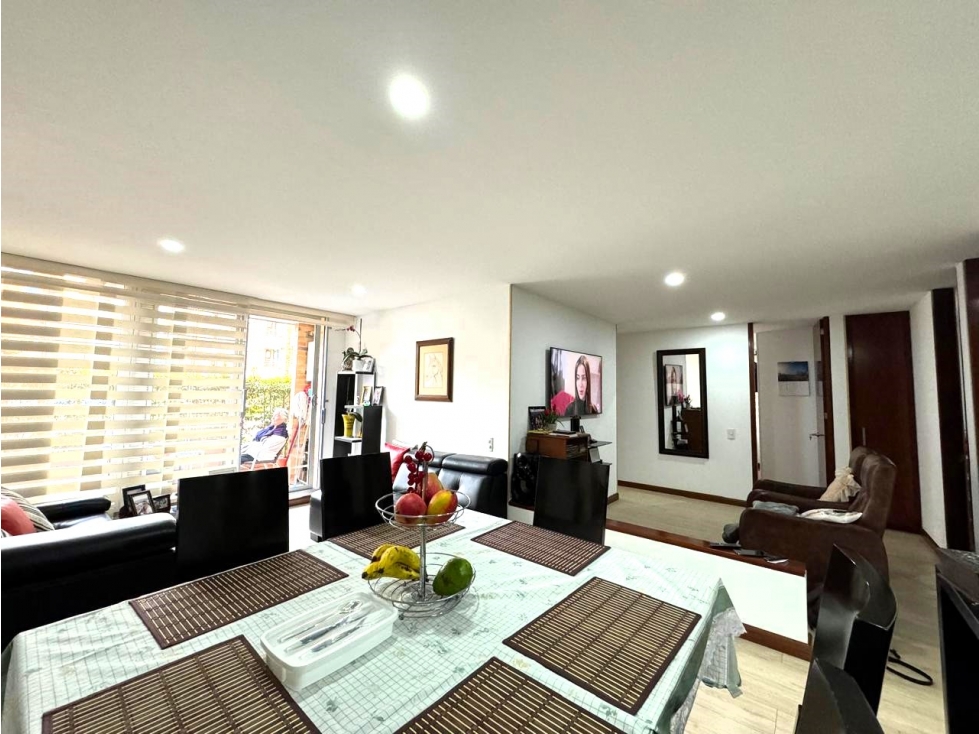 Apartamento en venta en Chilacos, Chía · foto 2 de 24