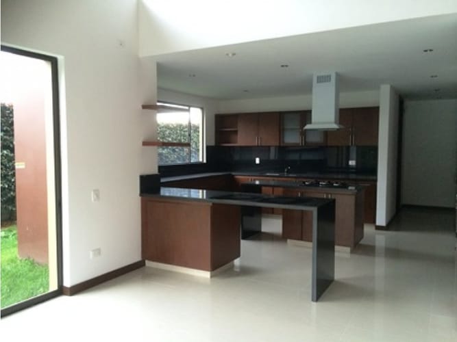 Casa de 4 alcobas en venta en Cerca De Piedra, Chía, 445 m² · foto 6 de 20