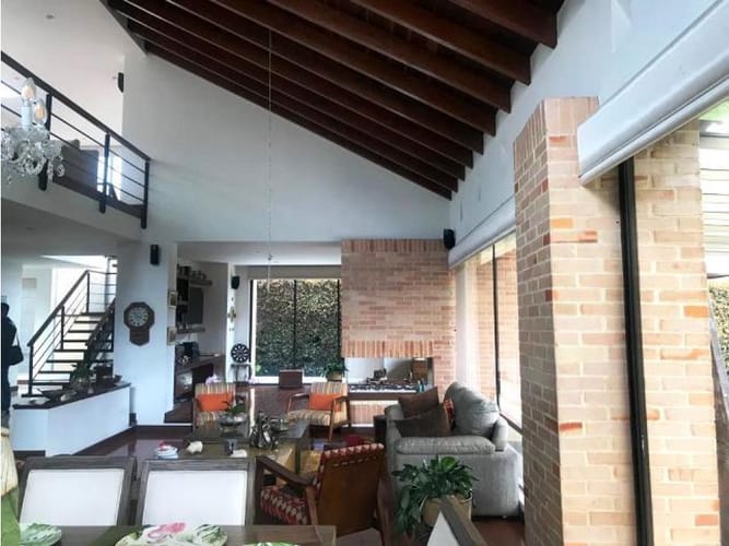 Casa de 4 alcobas en venta en Cerca De Piedra, Chía, 447 m² · foto 4 de 24