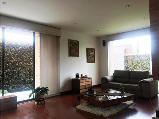 Casa de 4 alcobas en venta en Cerca De Piedra, Chía, 447 m² · foto 6 de 24