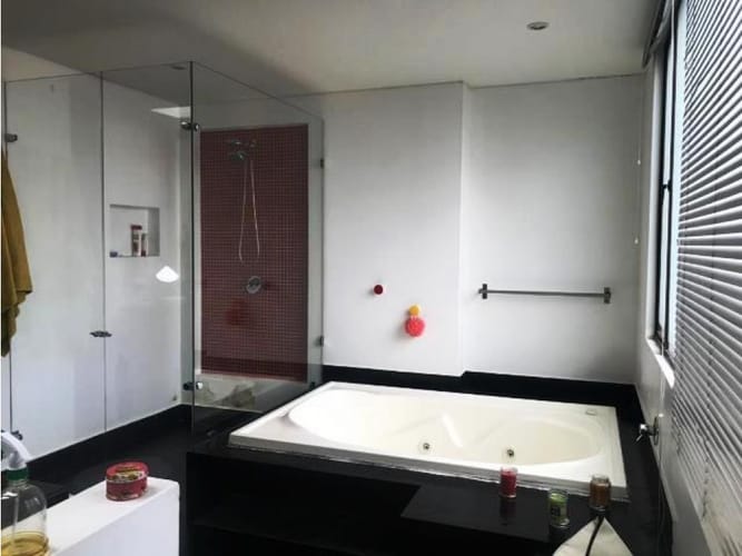 Casa de 4 alcobas en venta en Cerca De Piedra, Chía, 447 m² · foto 12 de 24