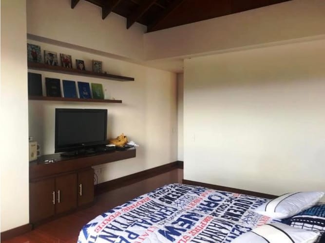 Casa de 4 alcobas en venta en Cerca De Piedra, Chía, 447 m² · foto 13 de 24