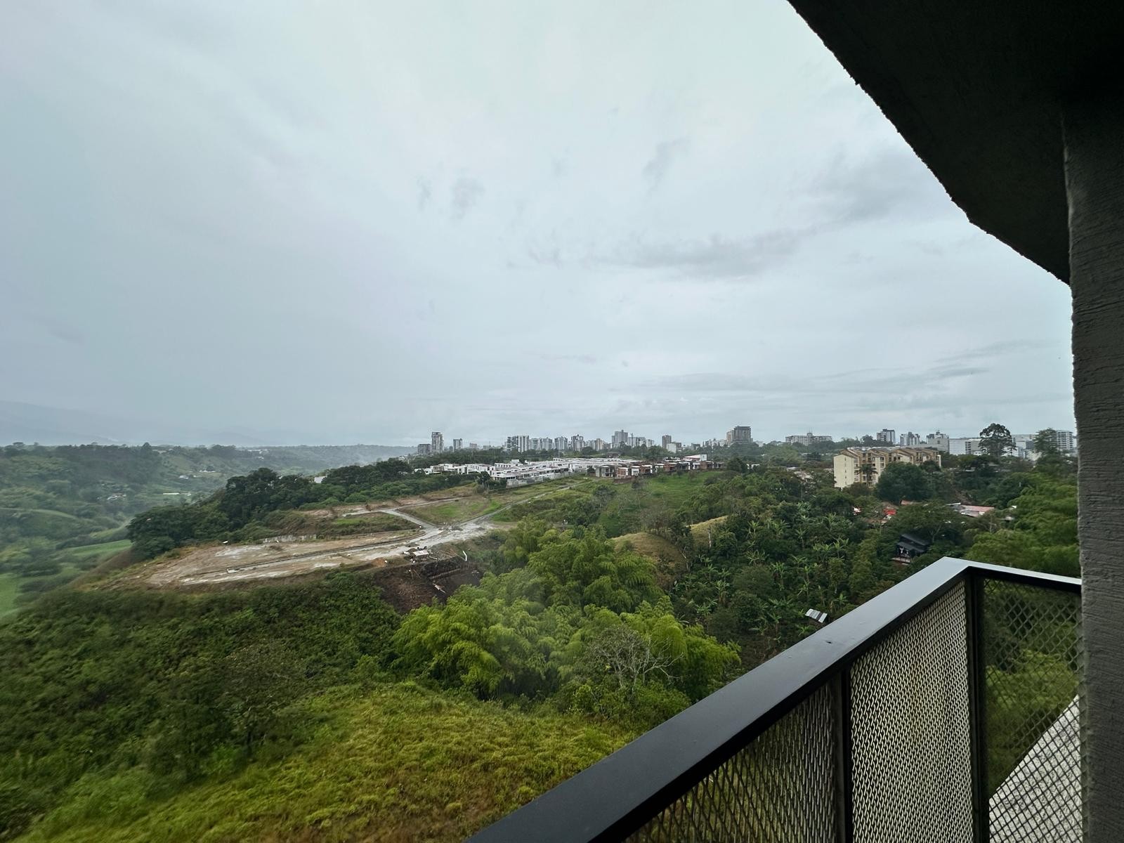 Apartamento en venta en Norte De Armenia, Armenia · foto 6 de 17