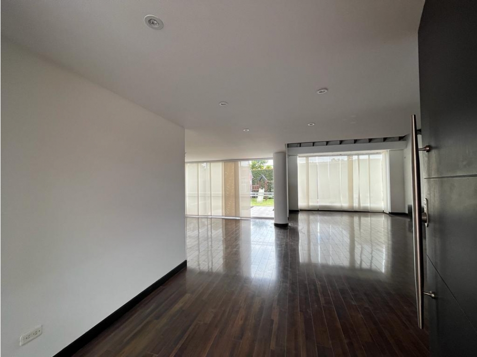 Casa en venta en Portales De Chia, Cajicá · foto 3 de 24
