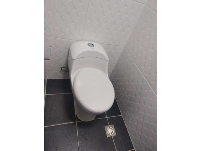 Oficina en arriendo en Los Balsos, Medellín, 80 m² · foto 10 de 12