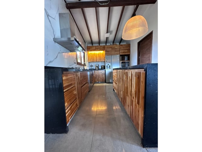 Casa de 4 alcobas en venta en Las Lomitas, Sabaneta, 300 m² · foto 21 de 24