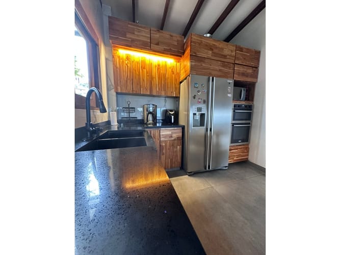 Casa de 4 alcobas en venta en Las Lomitas, Sabaneta, 300 m² · foto 22 de 24