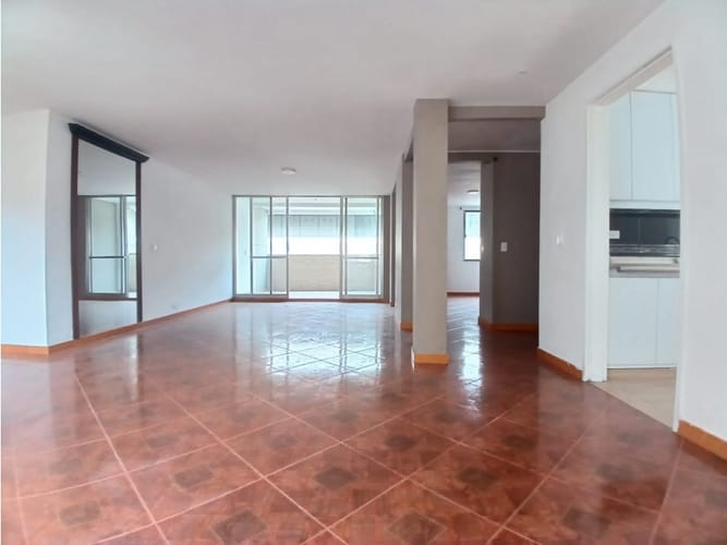 Apartamento en venta en San Benito, Medellín · foto 7 de 24