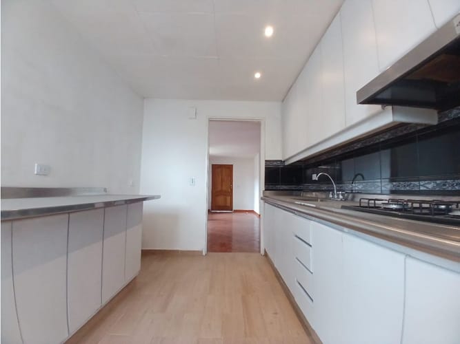 Apartamento en venta en San Benito, Medellín · foto 11 de 24