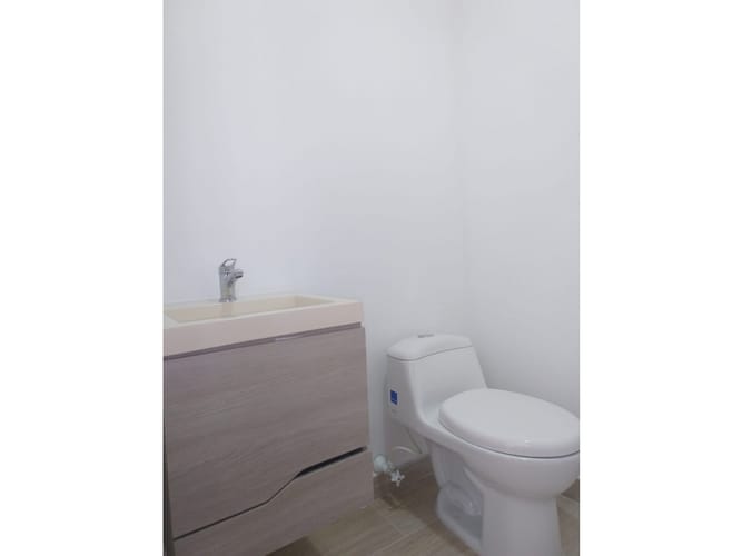 Oficina en arriendo en Alejandría, Medellín, 70 m² · foto 10 de 17