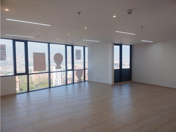 Oficina en arriendo en Alejandría, Medellín, 70 m² · foto 14 de 17