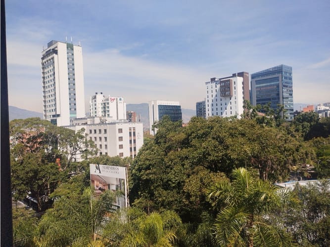 Oficina en arriendo en Los Balsos, Medellín, 65 m² · foto 7 de 7