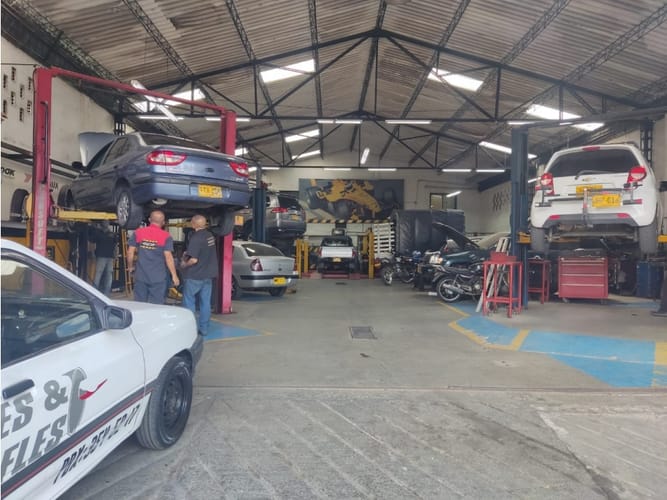 Bodega en venta en Noel, Medellín, 550 m² · foto 12 de 12