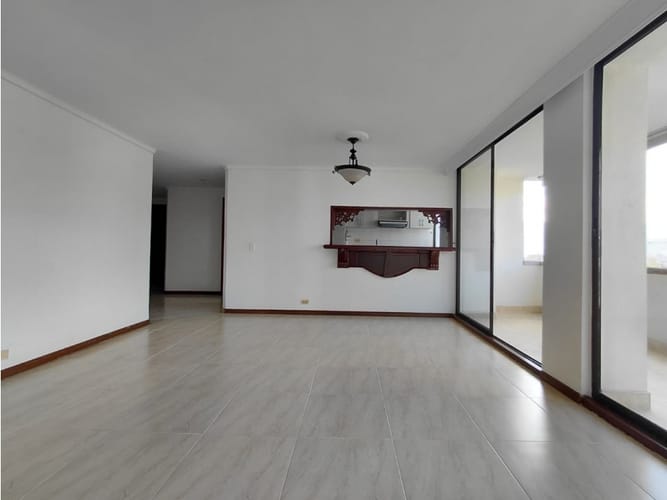 Apartamento de 3 alcobas en arriendo en La Florida, Medellín, 110 m² · foto 3 de 22