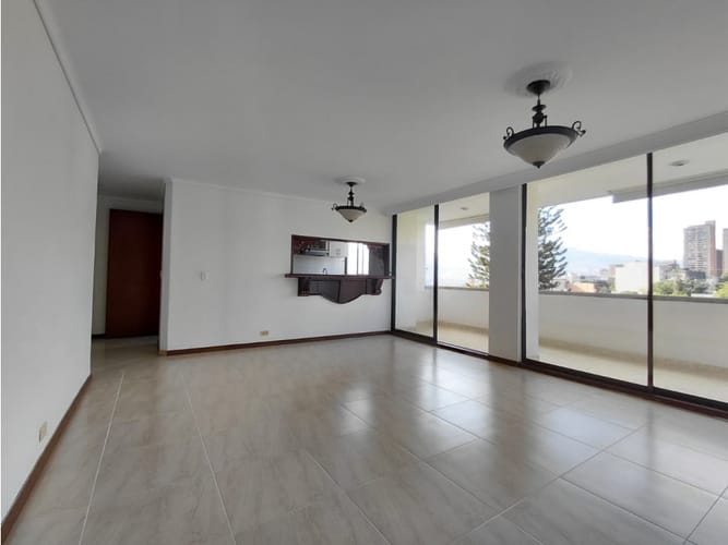 Apartamento de 3 alcobas en arriendo en La Florida, Medellín, 110 m² · foto 4 de 22