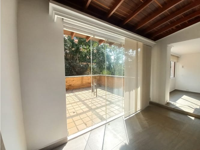 Apartamento de 3 alcobas en venta en Alejandria, Medellín, 200 m² · foto 3 de 24