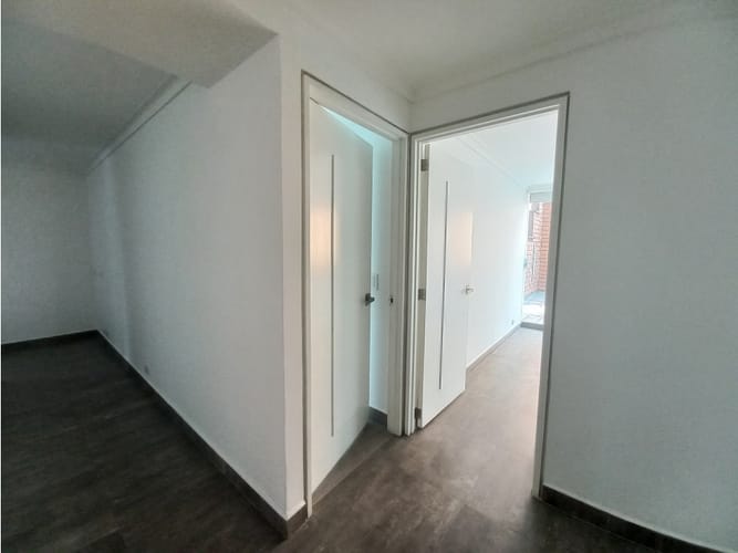 Apartamento de 3 alcobas en venta en Alejandria, Medellín, 200 m² · foto 15 de 24