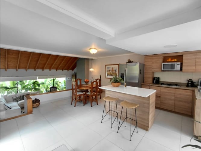 Casa de 3 alcobas en venta en Cimarronas, Rionegro, 140 m² · foto 7 de 24