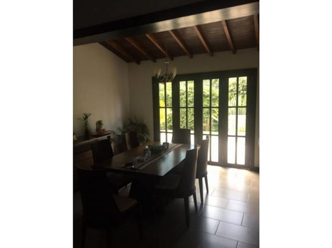 Casa de 4 alcobas en venta en La Tablaza, La Estrella, 380 m² · foto 4 de 17