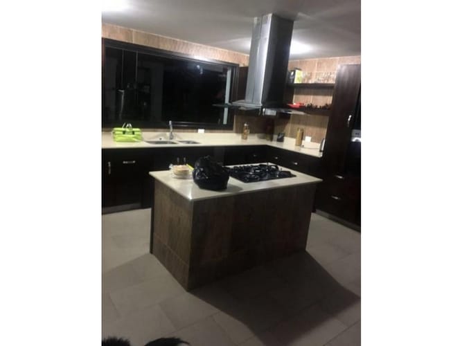 Casa de 4 alcobas en venta en La Tablaza, La Estrella, 380 m² · foto 7 de 17
