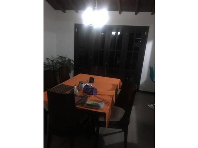 Casa de 4 alcobas en venta en La Tablaza, La Estrella, 380 m² · foto 9 de 17
