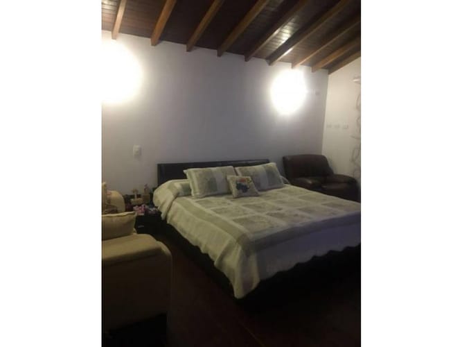 Casa de 4 alcobas en venta en La Tablaza, La Estrella, 380 m² · foto 14 de 17