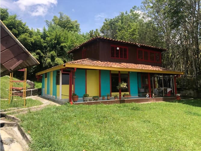 Finca en venta en Charco Verde, Medellín, 180 m² · foto 2 de 20