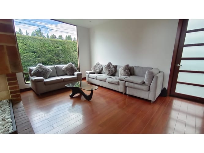Casa de 3 alcobas en venta en Bojaca, Chía, 320 m² · foto 8 de 24