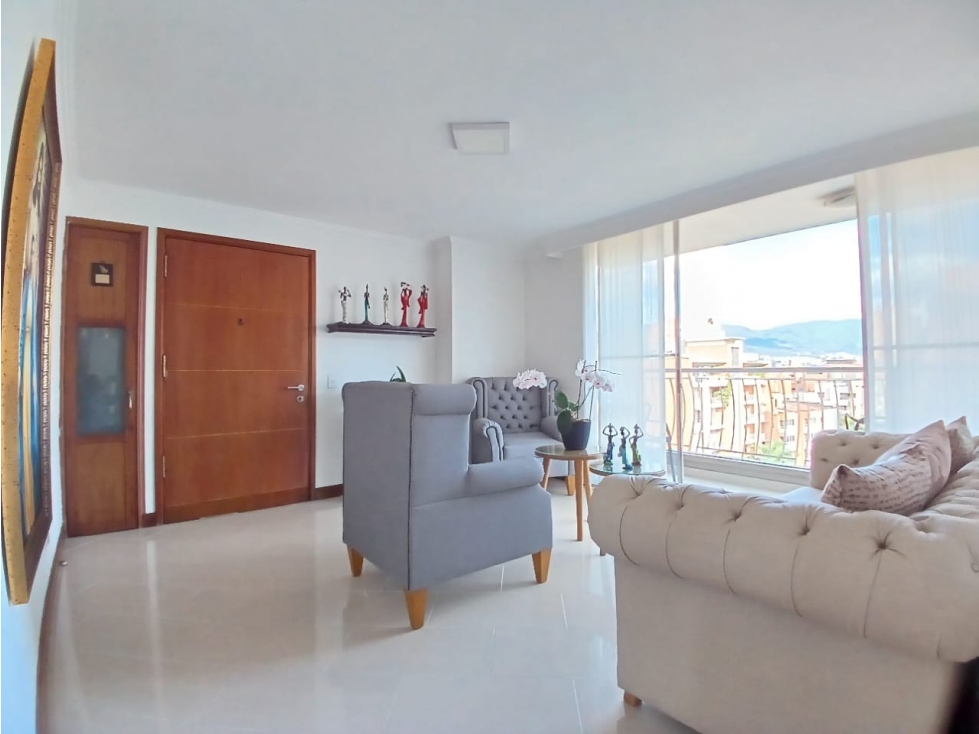 Apartamento de 5 alcobas en venta en Laureles, Medellín, 140 m² · foto 5 de 24