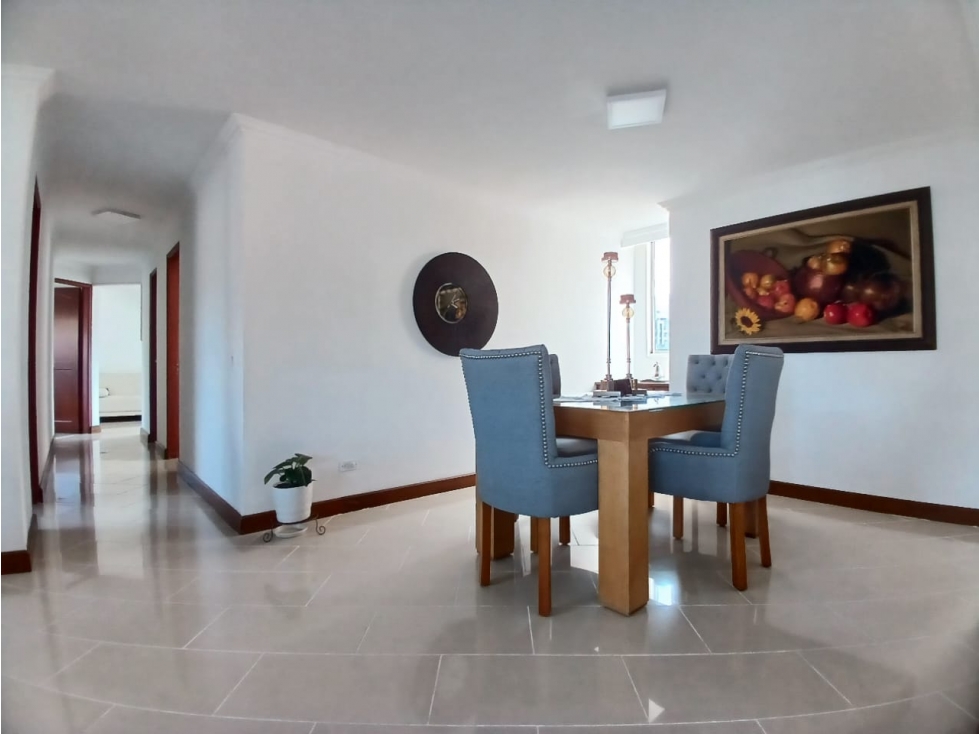 Apartamento de 5 alcobas en venta en Laureles, Medellín, 140 m² · foto 8 de 24