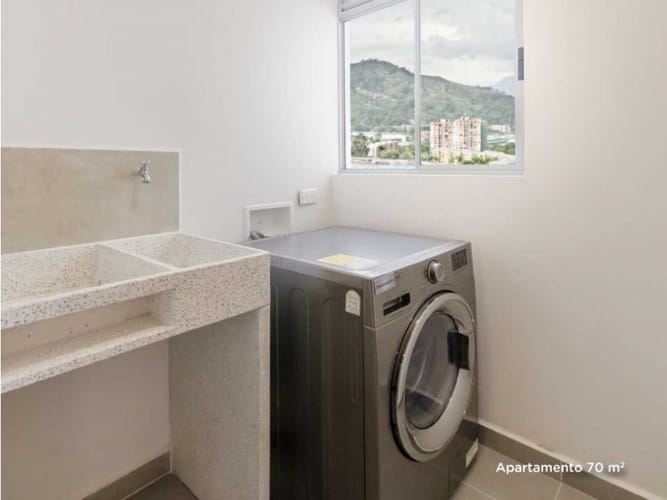 Apartamento en venta en Pilsen, Itagüí · foto 9 de 23