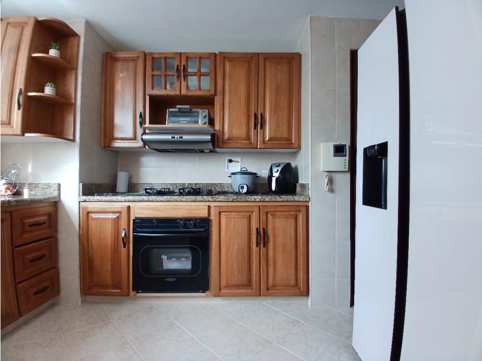 Apartamento de 5 alcobas en venta en Laureles, Medellín, 140 m² · foto 11 de 24