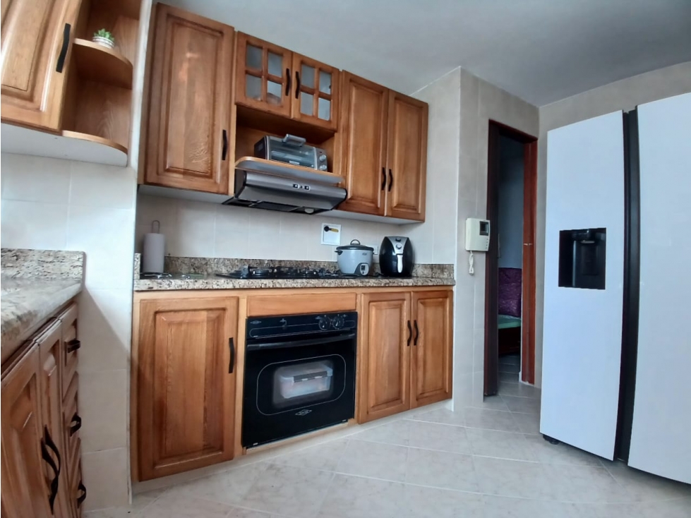 Apartamento de 5 alcobas en venta en Laureles, Medellín, 140 m² · foto 12 de 24