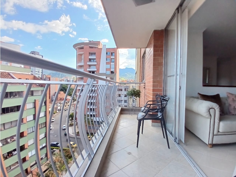 Apartamento de 5 alcobas en venta en Laureles, Medellín, 140 m² · foto 13 de 24