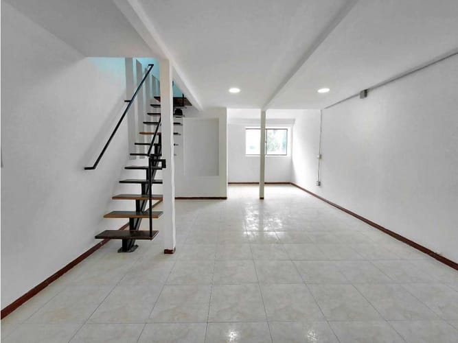 Oficina en arriendo en Otraparte, Envigado, 65 m² · foto 2 de 9