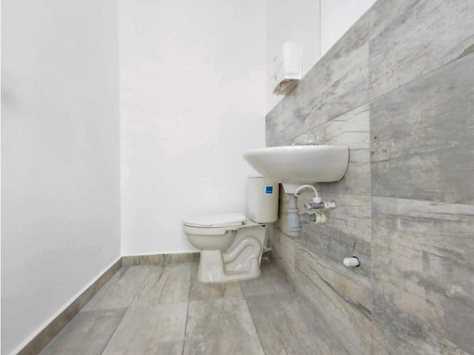 Oficina en arriendo en Otraparte, Envigado, 65 m² · foto 4 de 9