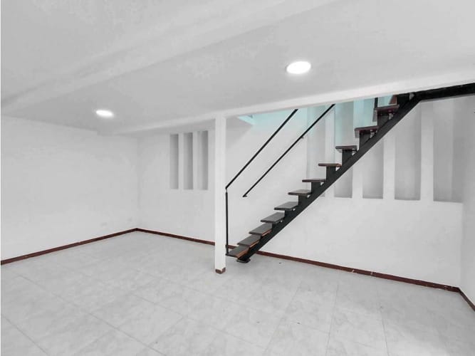 Oficina en arriendo en Otraparte, Envigado, 65 m² · foto 5 de 9