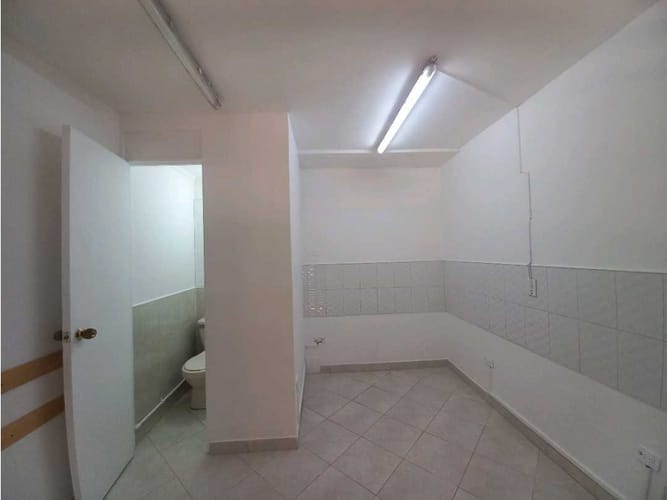 Local en arriendo en Otraparte, Envigado, 10 m² · foto 4 de 11