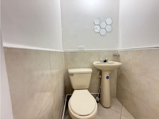 Local en arriendo en Otraparte, Envigado, 10 m² · foto 5 de 11