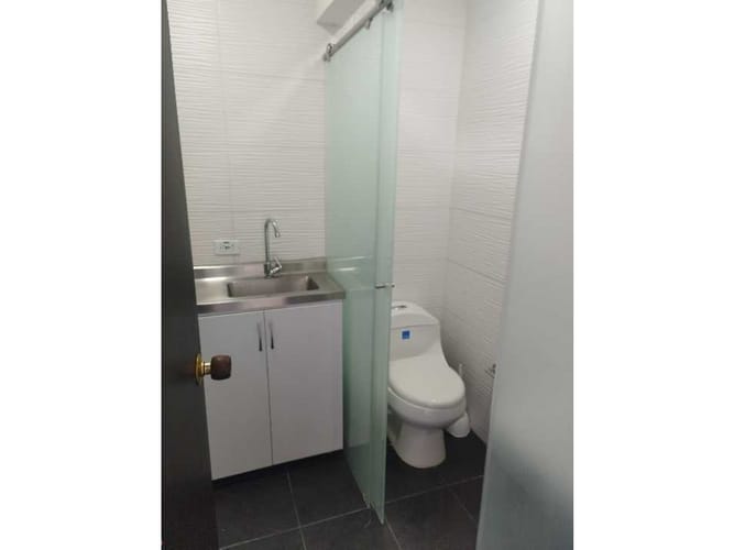 Oficina en arriendo en Los Balsos, Medellín, 43 m² · foto 7 de 13