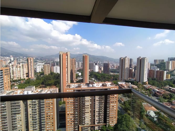Apartamento de 3 alcobas en venta en San Jose, Sabaneta, 96 m² · foto 19 de 24