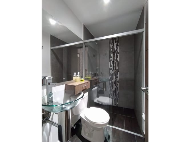 Apartamento de 3 alcobas en venta en San Jose, Sabaneta, 96 m² · foto 23 de 24