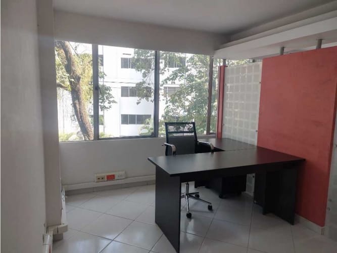 Oficina en arriendo en Los Balsos, Medellín, 60 m² · foto 3 de 13